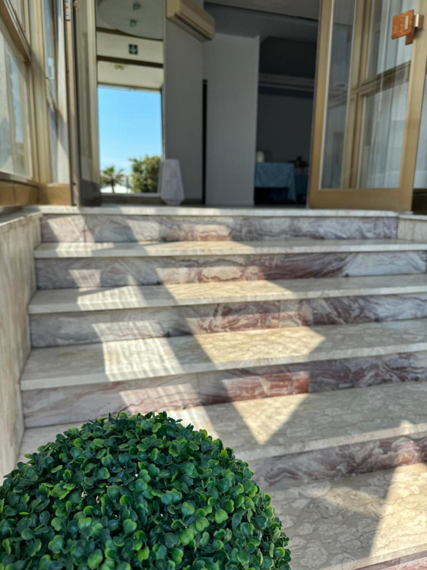Hotel Ariston